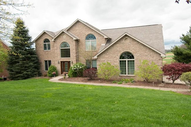 Welcome To 220 Fox Run Drive!
